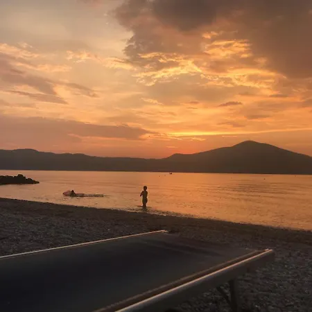 Alba-gert Hotel Orikumi